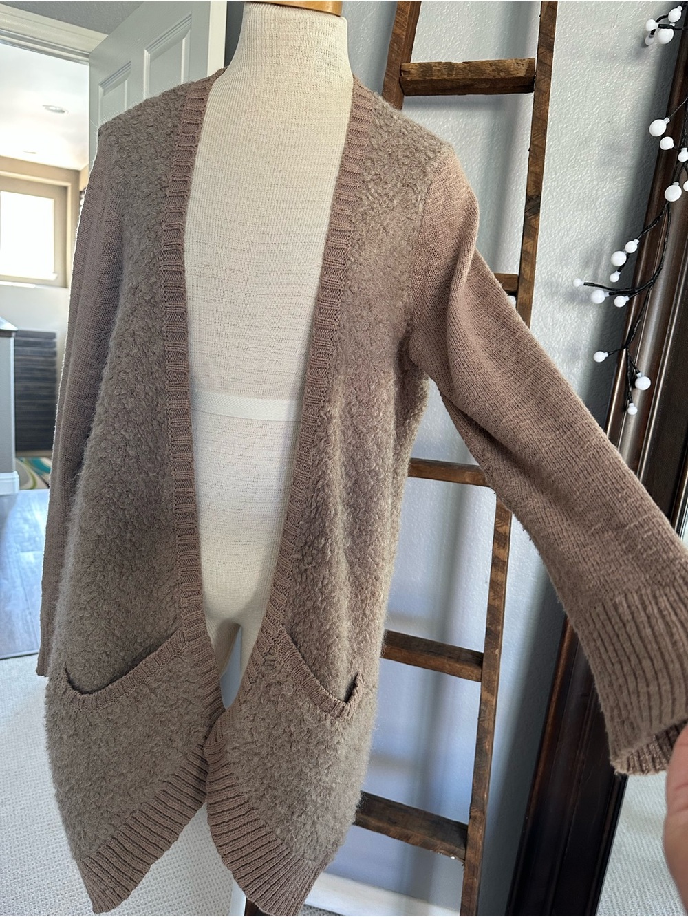 Anthropologie “Sleeping on Snow” Cozy open front cardigan, size large